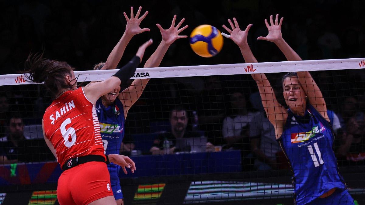 a-milli-kadin-voleybol-takimi-milletler-liginde-italyaya-direnemedi-iSXQt6h3.jpg