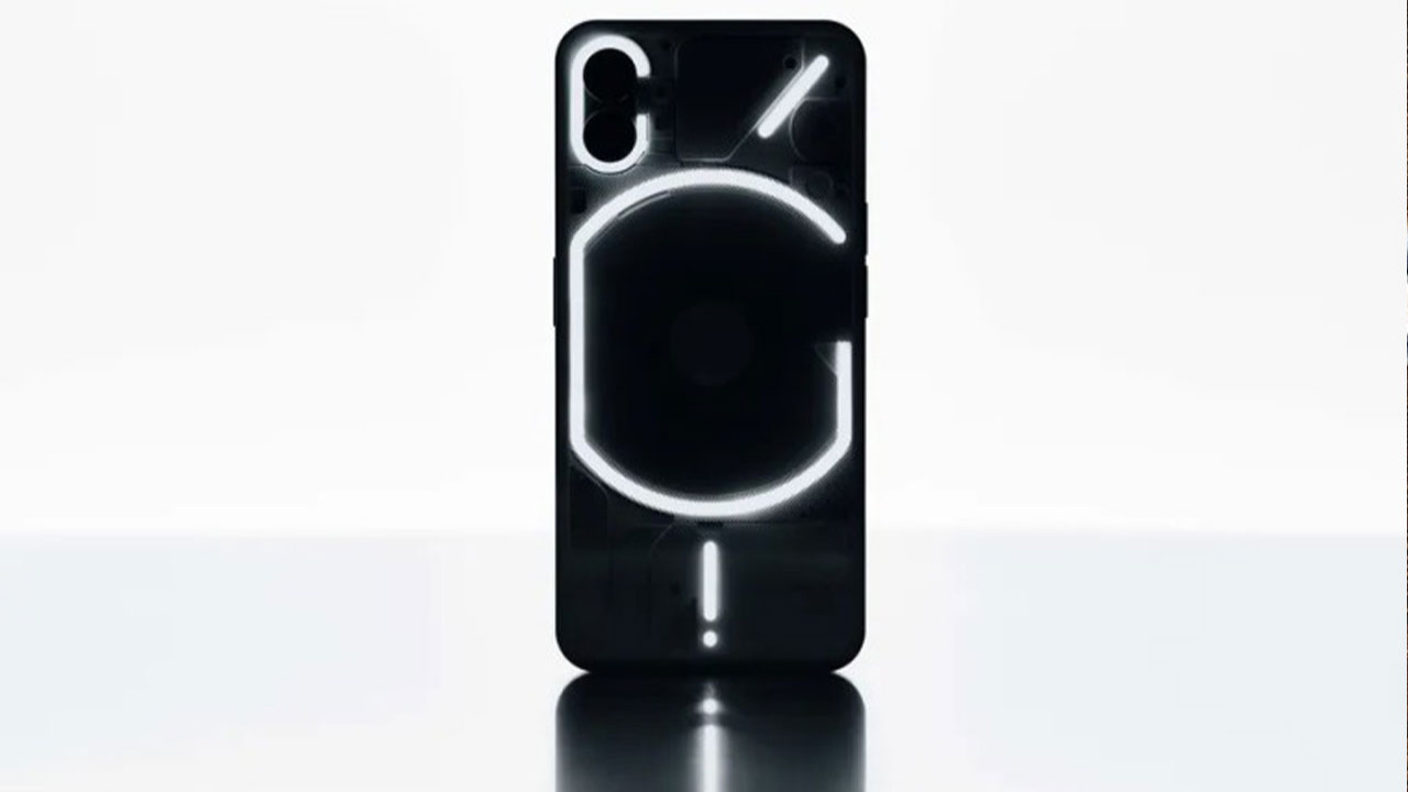 Etkileyici LED şeritlerle donatılan Nothing Phone 1, resmi olarak tanıtıldı