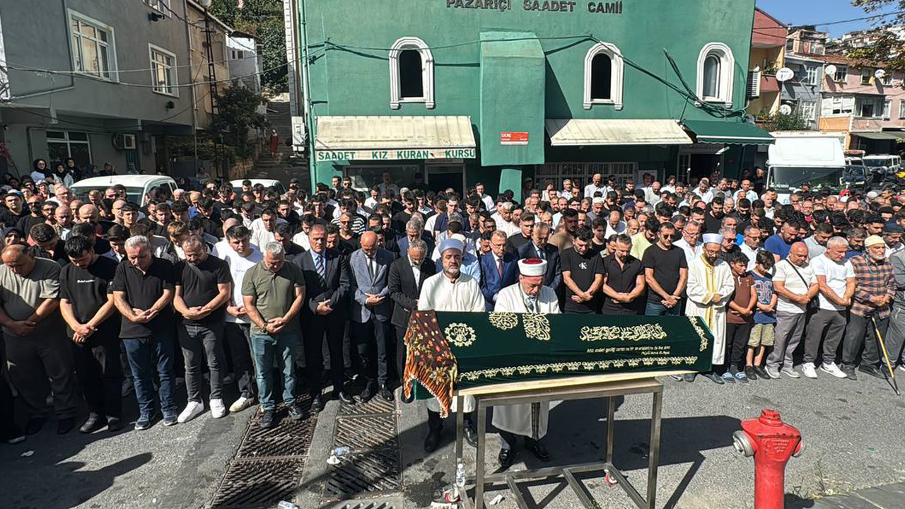 Fatih’te Semih Çelik tarafından öldürülen 2 kadının cenazesi toprağa verildi