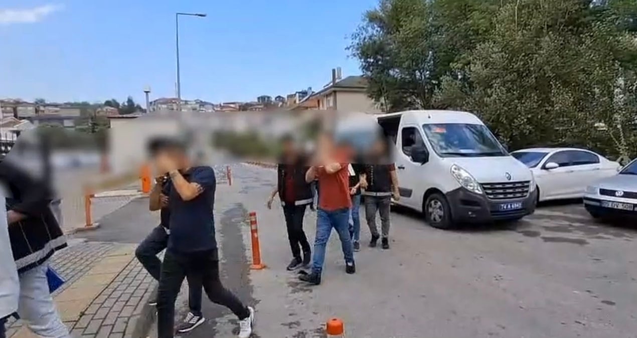bartinda-uyusturucu-operasyonu-8-tutuklama-18YVZ4Nv.jpg