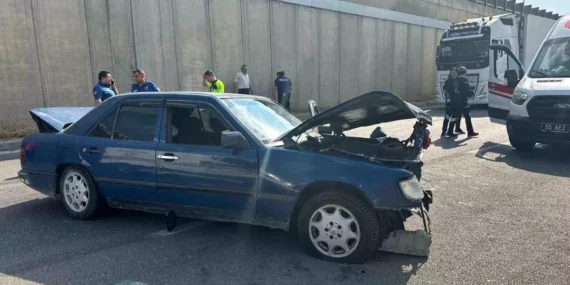 Samsun Kavak’ta Otomobil-Kamyon Çarpıştı: 5 Yaralı