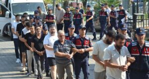 sosyal-medyadan-yuksek-kazanc-uyarisi-33-tutuklama-xJelaKFy.jpg