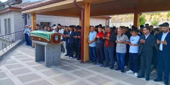 Ankara’da 15 Yaşındaki Çocuk Bıçaklanarak Öldürüldü