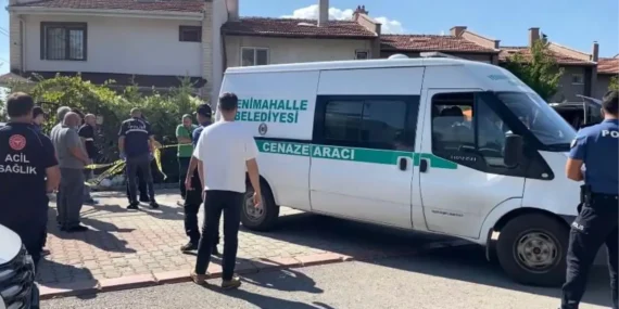 Ankara’da Kayınpeder Gelinini Bıçakladı