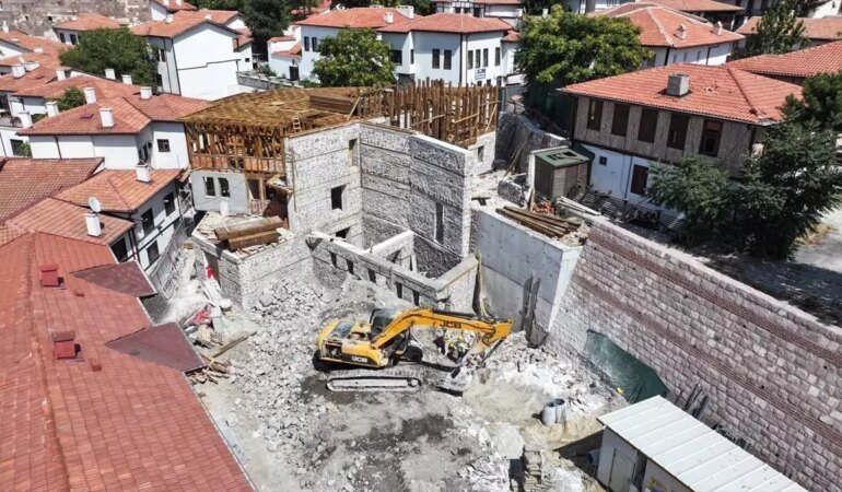 ankara-kalesinde-gastronomi-merkezi-projesi-baslatildi-sBKG8WZ9.jpg