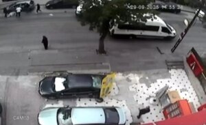 ankarada-ambulansin-carptigi-yasli-kadin-hayatini-kaybetti-nBzt5Tuc.jpg