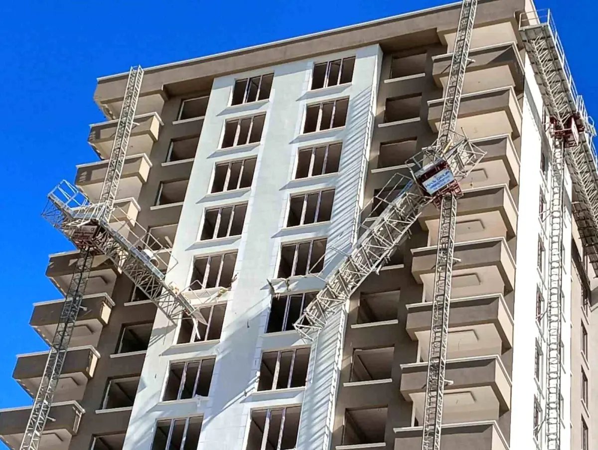 Ankara’da Yük Asansörünün Kırılması Sonucu İki İşçi Hayatını Kaybetti