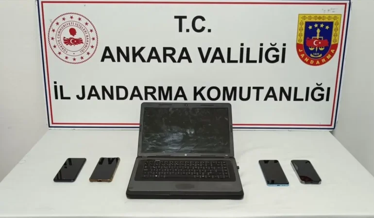 MİT ve Jandarma'dan Siber Casuslara Operasyon