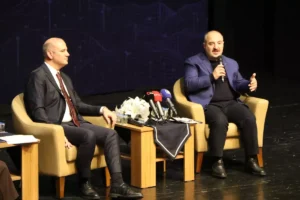 Varank: Sağlıklı Muhalefet Olmadan Siyaset Gelişmez