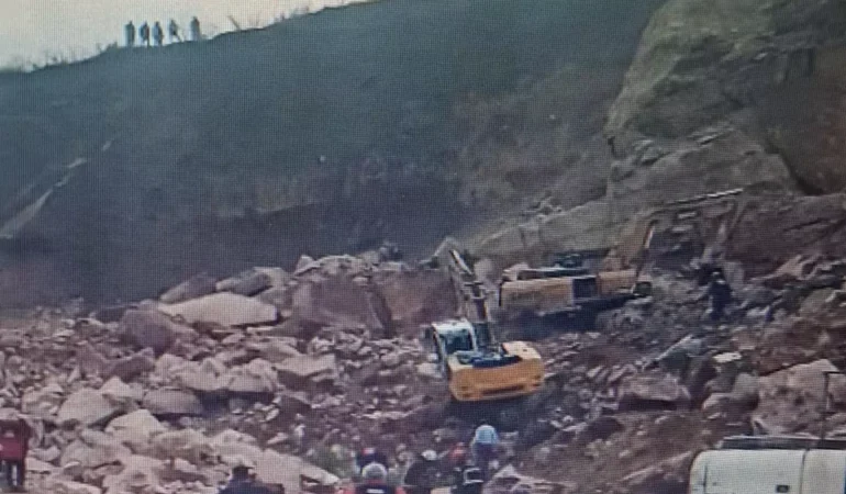 Fatsa'da Taş Ocağında Göçük: 2 İşçi Kayboldu