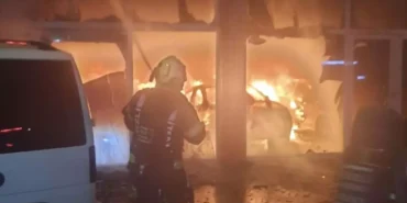 Pamukkale'de Kundaklama: 5 Araç Hasar Gördü