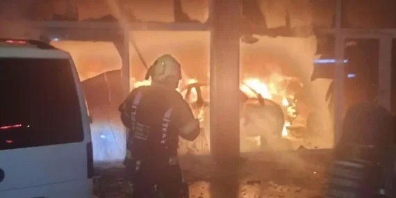 Pamukkale’de Kundaklama: 5 Araç Hasar Gördü