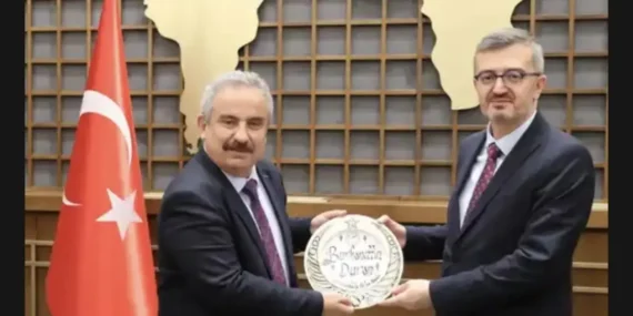 Türkiye Basın Federasyonu, İletişim Başkanı Burhanettin Duran’ı ziyaret etti