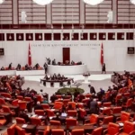 Yeni torba yasada müjde! Emekli ikramiyelerinde artış, gençlere istihdam, ucuz ev ve bedelli askerlik