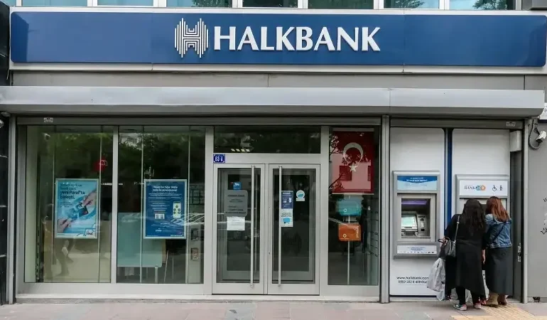 Halkbank KPSS'siz 700 personel alacak: Halkbank personel alımı sınav başvuru şartları ve kadro detayları