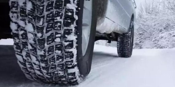 ZORUNLU KIŞ LASTİĞİ İÇİN SON TARİH! Kış lastiği kullanmama cezası ne kadar, özel araçlarda kış lastiği zorunluluğu var mı?