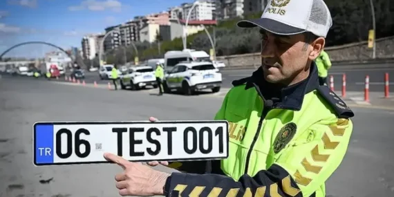 140 bin TL cezası var! APP plaka cezası uzatıldı mı, ertelendi mi? Son tarih ne zaman?