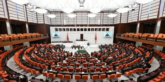 DOĞUM İZNİ SON DAKİKA GELİŞMELER: Doğum İzni Düzenlemesi Resmi Gazete’de Yayımlandı Mı, Ne Zaman Onaylanacak?