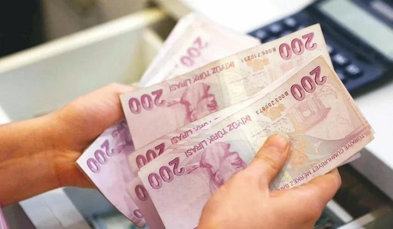 Emeklilere yeni fırsat: En yüksek promosyon veren bankalar açıklandı! 100 bin TL detayı dikkat çekti