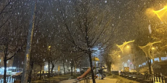 Sivas’ta yarın 9 Nisan okullar tatil mi? Valilik açıklaması var mı?