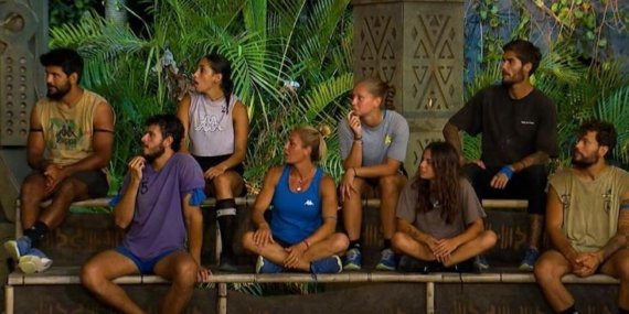 Survivor iletişim oyunu kim kazandı? 16 Nisan Perşembe Survivor Ünlüler ve Gönüllüler’de ödül oyununu hangi takım kazandı?