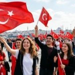 Atatürk'ü Anma Gençlik ve Spor Bayramı 19 Mayıs Resmi Tatil mi, Hangi Güne Denk Geliyor? 19 Mayıs'ta Okullar ve İş Yerleri Kapalı mı?