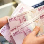 Milyonlar bekliyor: Kurban Bayramı ikramiyesi 4 bin TL mi, zam olacak mı? Emekli ikramiyesi ne zaman yatacak? Gözler SGK’da