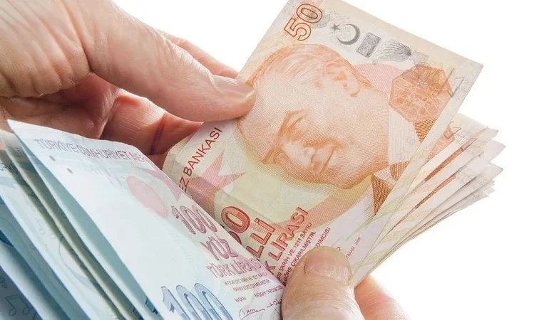 Emekli ikramiyesi için beklenen açıklama geldi: 2026 Kurban Bayramı emekli ikramiyesi ne kadar oldu, ne zaman yatacak? Bayram ikramiyesi erken yatacak mı? İşte resmi duyuru