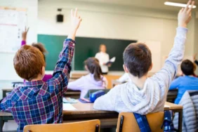 Okulların kapanmasına kaç gün kaldı? Karneler hangi gün alınacak? 2026 MEB takvimi