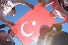 Yarın (23 Nisan Perşembe) okul var mı, tatil mi? 23 Nisan etkinlikleri yapılacak mı? MEB'den açıklama!