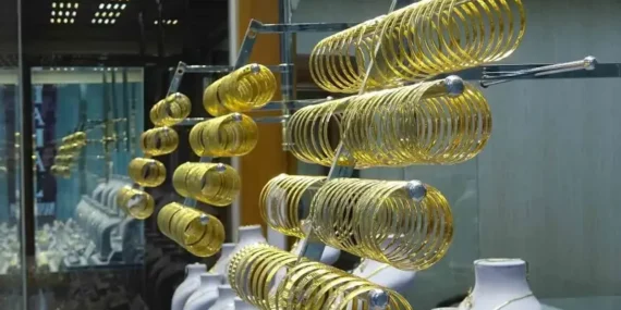 Altın fiyatlarında sert kırılma: Gram altın neden düştü? Altın yükselir mi? 2 Nisan altın fiyatları son dakika gelişmeleri