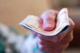 Emekli ikramiyesi ödemeleri ne zaman, SGK Bağkur maaş ödemesi yatırılmaya başlandı mı?