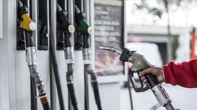 Akaryakıt fiyatları ne kadar oldu? Bugün (15 Mayıs 2026) İstanbul, Ankara ve İzmir’deki benzin, motorin, LPG güncel akaryakıt fiyatları
