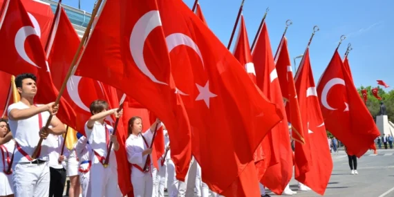 19 Mayıs 2026 resmi tatil mi? Okullar açık mı, kamu kurumları çalışacak mı? Resmi tatil detayları
