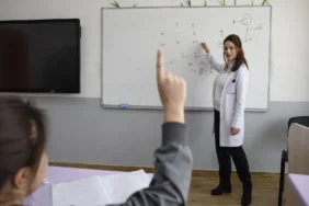 İl içi tayin sonuçlarında kritik gün: MEB 2026 öğretmenlerin il içi yer değiştirme sonuçları açıklandı mı? MEBBİS sorgulama ekranı
