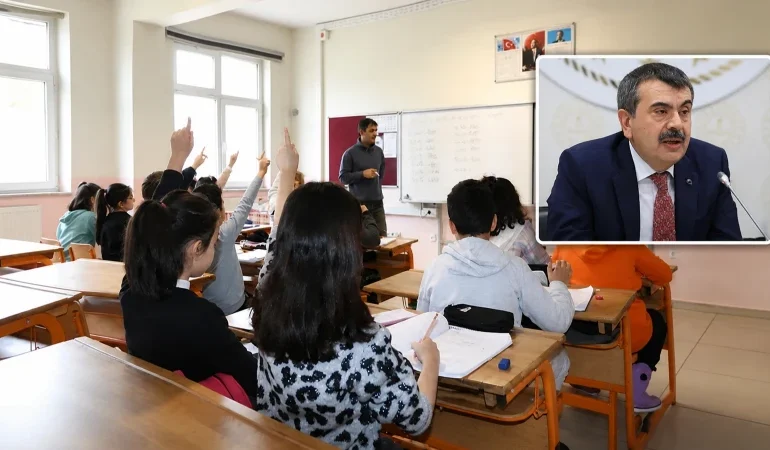 Milli Eğitim Bakanı Yusuf Tekin "yaz tatili uzayacak" diyerek açıkladı: Ara tatil kalkıyor mu?