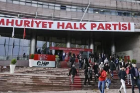 Kılıçdaroğlu CHP genel merkez binasına girdi mi?