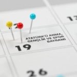 19 MAYIS RESMİ TATİL Mİ? 19 Mayıs 2026 Hangi güne denk geliyor? 19 Mayıs'ta tatil kaç gün?