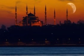 AREFE GÜNÜ SAHUR VAKTİ: İstanbul, Ankara, İzmir, Bursa 26 Mayıs 2026 arefe günü orucu için sahura saat kaçta kalkılacak?