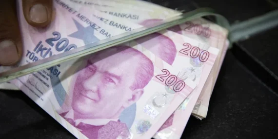 Emekli ve memur maaşları için yeni tablo: Kim ne kadar alacak? Öğretmen, polis, doktor maaşı ne kadar olacak? Yeni maaşlar tek tek hesaplandı! İşte 2026 Temmuz maaş zammı tahminleri