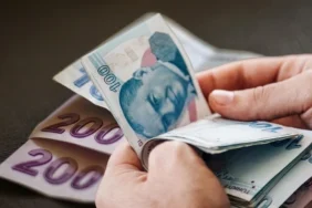 SSK, Bağ-Kur ve Emekli Sandığı... Emekli bayram ikramiyesi ne zaman yatacak? SSK, Bağ-Kur ve Emekli Sandığı için tek tek tarih verdi