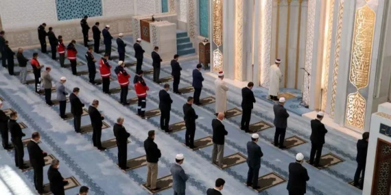 BALIKESİR BAYRAM NAMAZI SAATİ 2026: Balıkesir’de Kurban Bayram namazı saat kaçta kılınacak? Diyanet takvimi