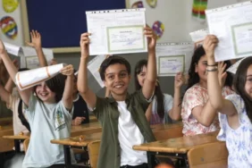 Okullar ne zaman kapanıyor, yaz tatili ne zaman başlıyor? Okulların kapanmasına kaç gün kaldı? 2026 karne günü