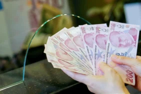 16 milyondan fazla kişiyi ilgilendiriyor: SSK ve Bağkur emekli bayram ikramiyesi Mayıs 2026’da ayın kaçında hesaplara yatacak? Ödeme takvimi netleşiyor