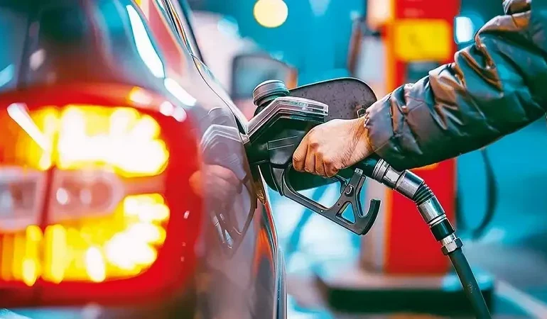 1 Mayıs güncel akaryakıt fiyatları LİSTE: Benzin ve motorin ne kadar,kaç TL oldu? İşte İstanbul İzmir güncel fiyat listesi