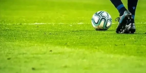 Bugün saat kaçta, kimin maçı var? 9 Mayıs 2026 bugünkü futbol maç programı ve saatleri