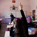 ARA TATİL KALKACAK MI? MEB son dakika ara tatil tarihleri nasıl oldu?