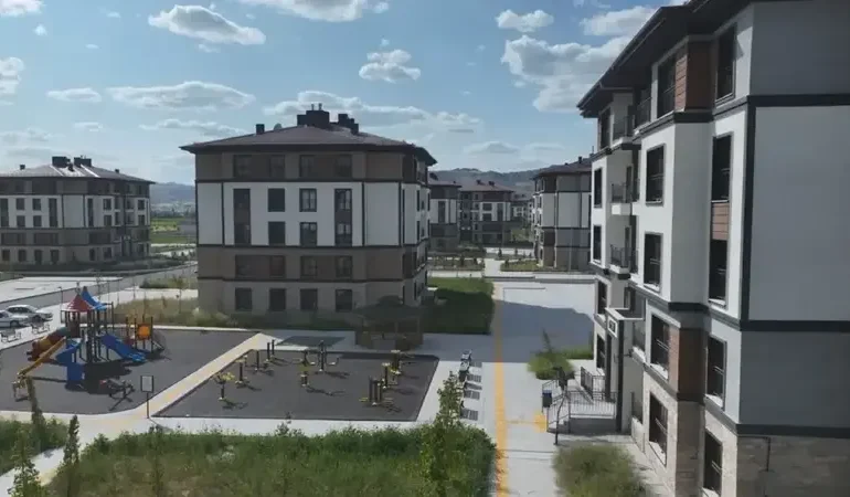 TOKİ 500 bin sosyal konut ilk peşinat ne zaman ödenecek? TOKİ ödeme planı nasıl olacak?