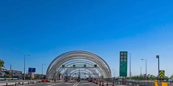 Avrasya Tüneli’nde trafik kazası! Avrasya Tüneli trafiğe açıldı mı, ne zaman açılacak?