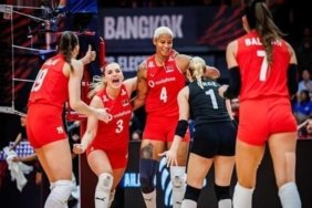 A MİLLİ KADIN VOLEYBOL TAKIMI MAÇ TAKVİMİ | Dominik Cumhuriyeti-Türkiye 2026 FIVB Milletler Ligi maçı bu akşam saat kaçta hangi kanalda? Filenin Sultanları maçı hangi kanalda CANLI olarak yayınlanacak?
